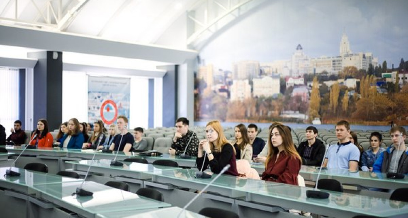 «Правила роста» и студенты воронежского опорного вуза взялись за дорожные инновации