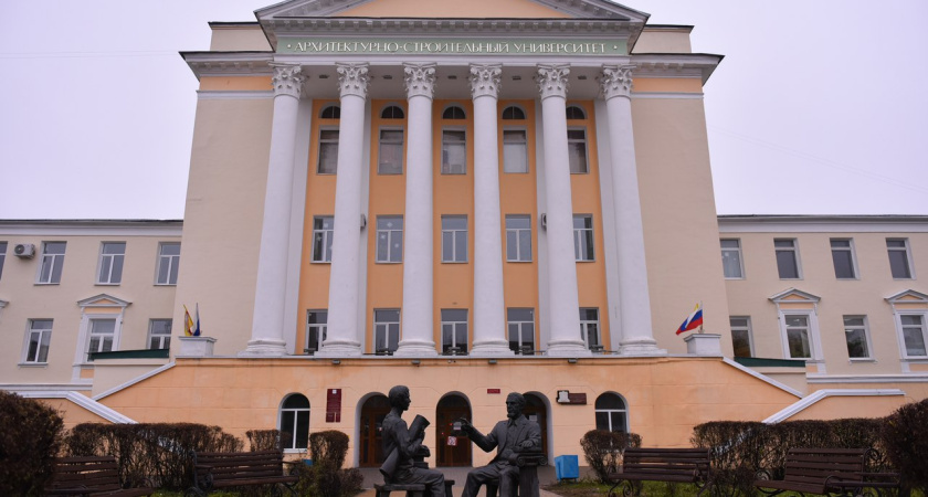 Воронежский вуз оказался слишком требовательным к уборке и охране помещений