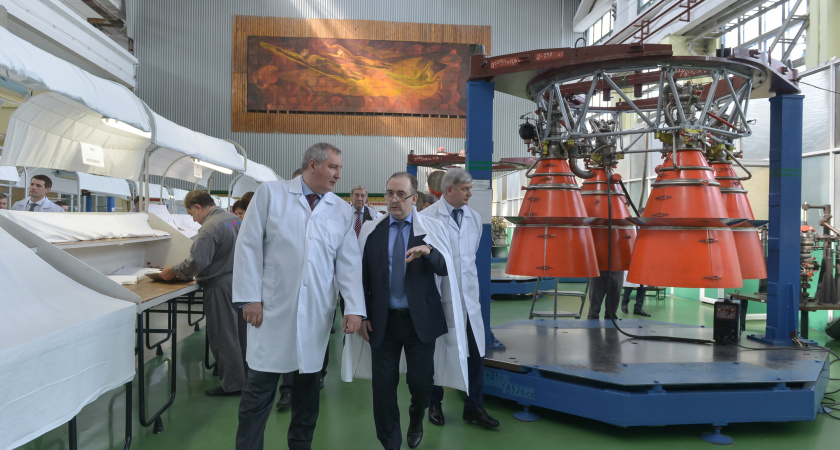 Дмитрий Рогозин проконтролирует воронежские предприятия с поста главы «Роскосмоса»