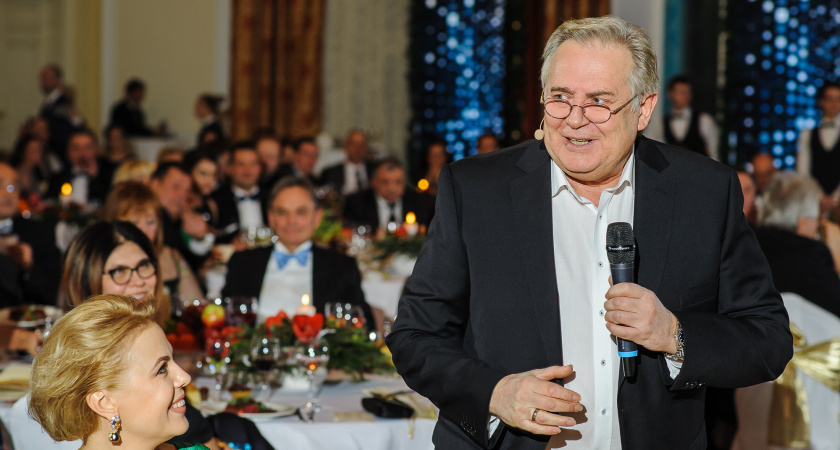 Артисту Юрию Стоянову подняли гонорар за выступление перед воронежской элитой