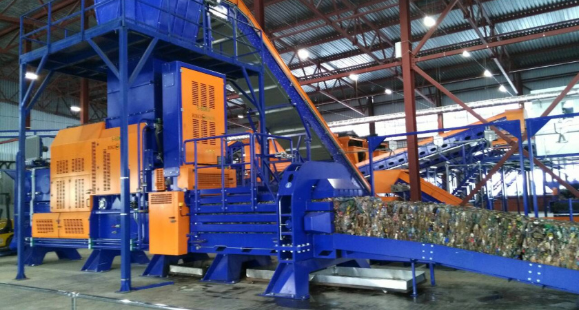 Вице-премьер и губернатор запустили воронежский мусоросортировочный завод