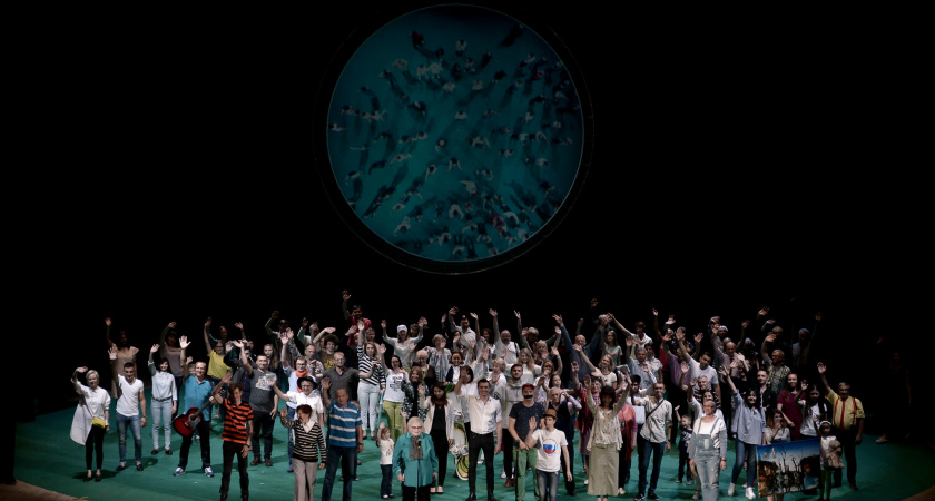 Сотню участников спектакля «100% Воронеж» повезут в Москву на «Золотую маску»