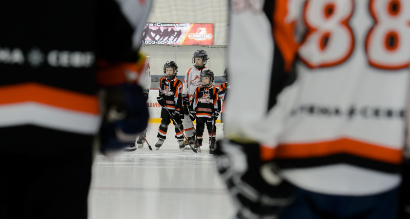 В Северном районе Воронежа открыли муниципальную спортшколу по хоккею