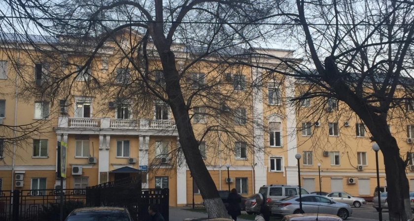 К полицейским из воронежского ГСУ на Володарского пришли с обысками