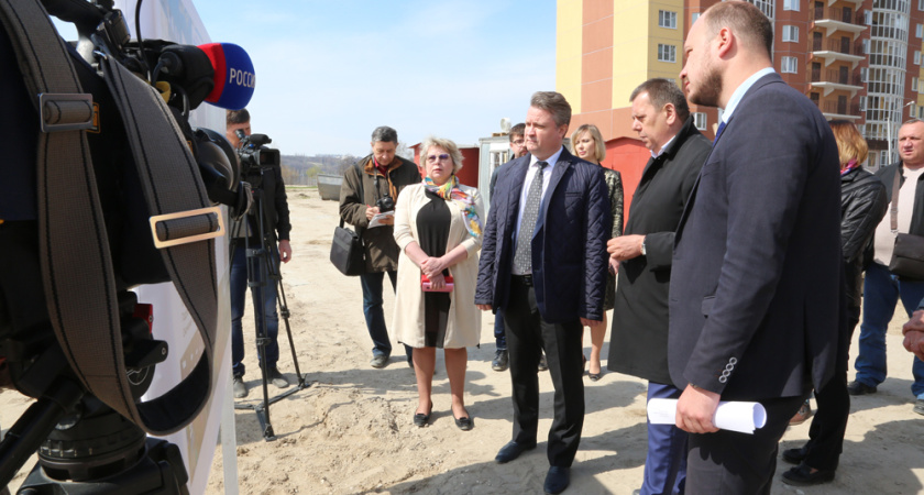 Мэр Воронежа Вадим Кстенин выразил уверенность в сохранении темпов строительства социальной инфраструктуры
