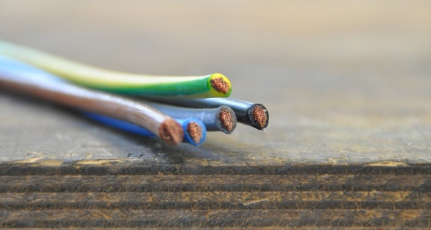 Восемь фирм построят линии связи в Воронежской области