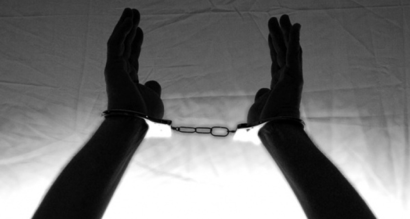 Суд продлил арест обвиняемому в превышении полномочий воронежскому оперу