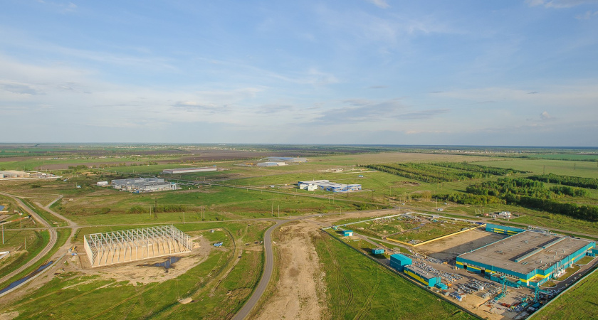 Из-под воронежского завода DoorHan в Масловском парке выбили землю