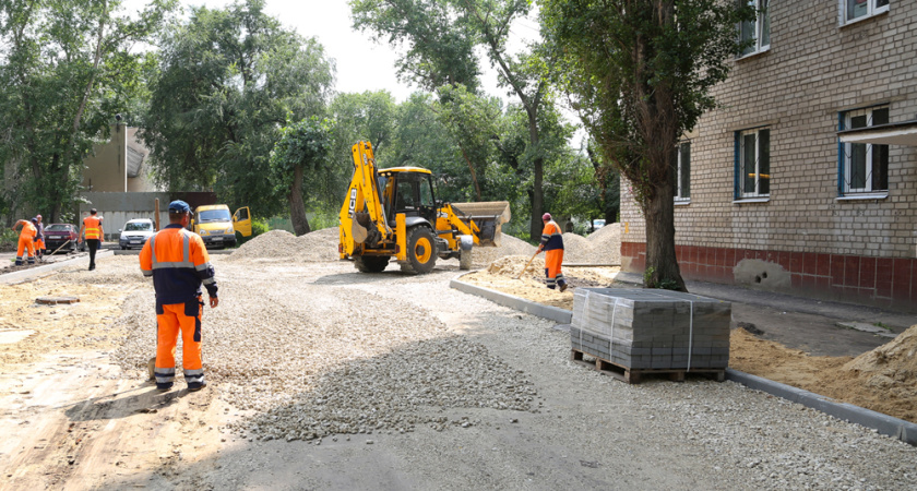 Благоустройство воронежских дворов власти пообещали завершить до сентября 