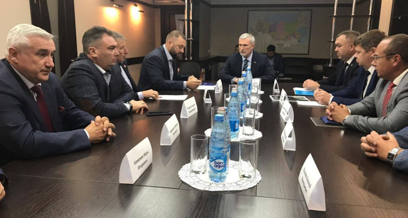 Депутат пообещал поднять вопрос поддержки воронежской ГК «ЦНО-Химмаш» в Госдуме