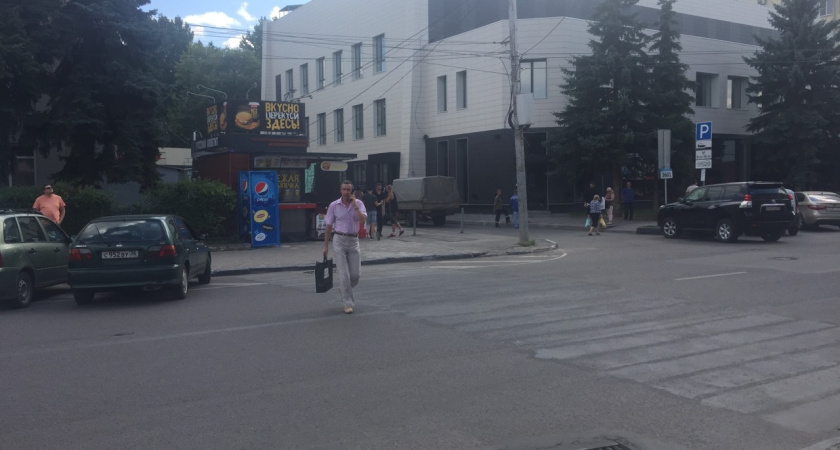 В центре Воронежа на ликвидированном пешеходном переходе сбили женщину