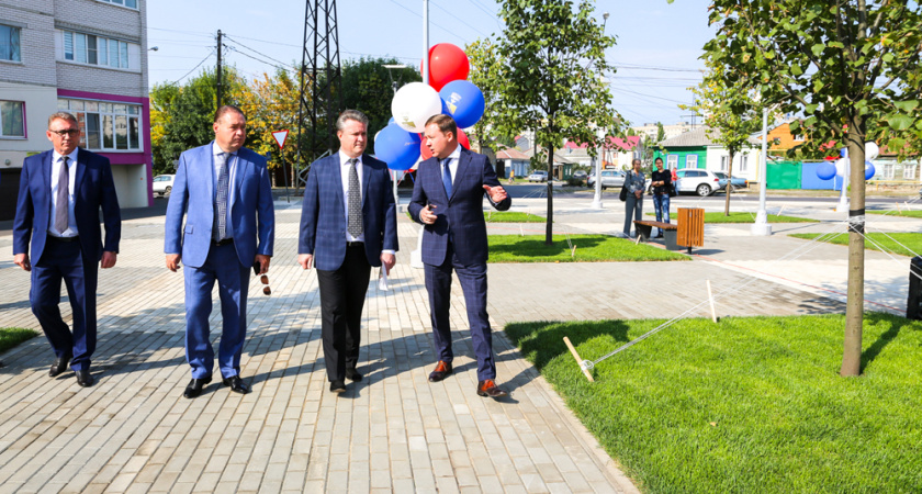 Мэр Воронежа высоко оценил сотрудничество с бизнесом при благоустройстве городских территорий 
