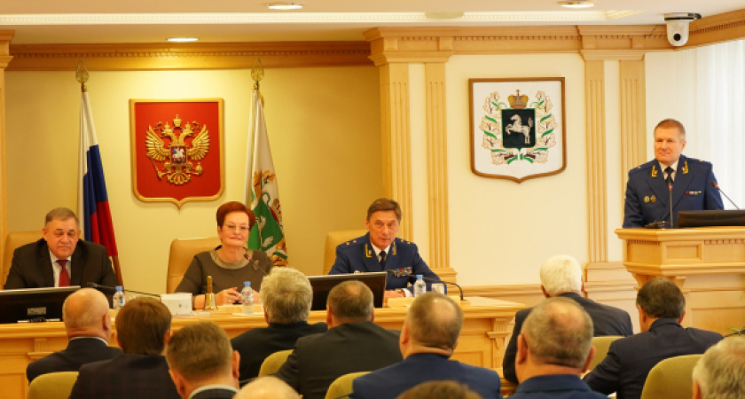 Депутаты согласовали кандидатуру нового томского прокурора из Воронежской области