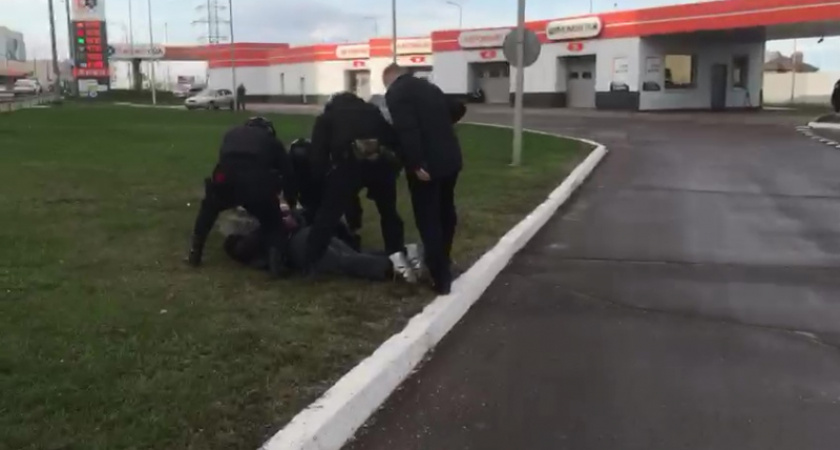 В Северном районе Воронежа прикрыли бордели в восьми квартирах