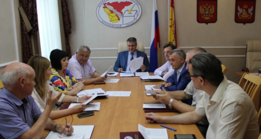 Зампред воронежского облизбиркома покинет комиссию досрочно