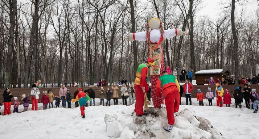 В Воронеже пройдет Губернская Масленица с «Богдашей»