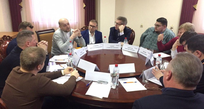 Эксперты в Воронеже: «Платные парковки вызвали новую волну противоречий»