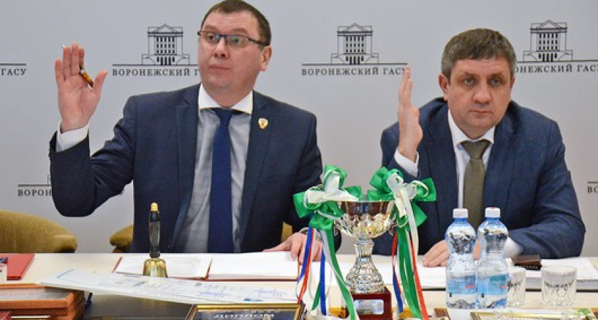 Ректора воронежского опорного вуза заподозрили во взятке