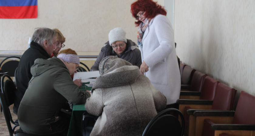 Публично. Под Воронежем жители высказались о новом свинокомплексе «Агроэко»