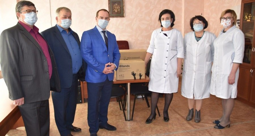 Пиар на масках от «Единой России» докатился до воронежской Кантемировки