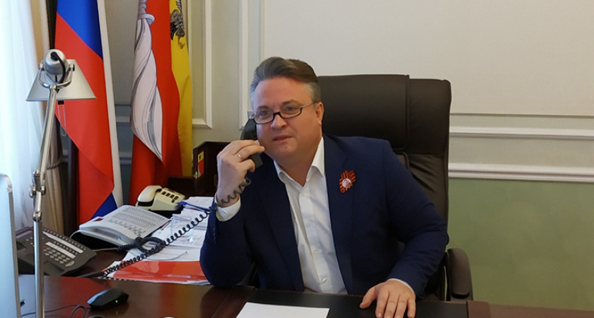 Мэр Воронежа Вадим Кстенин 9 мая по телефону поздравил фронтовиков 