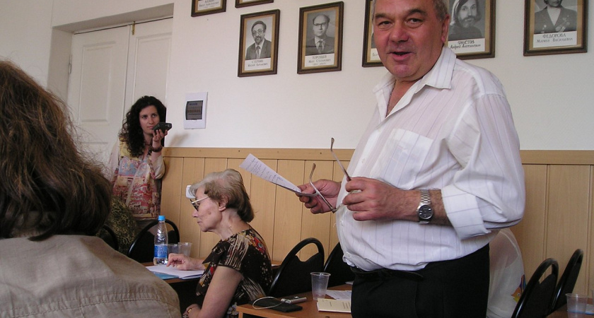 Ушел из жизни любимый многими поколениями студентов литературовед воронежского филфака