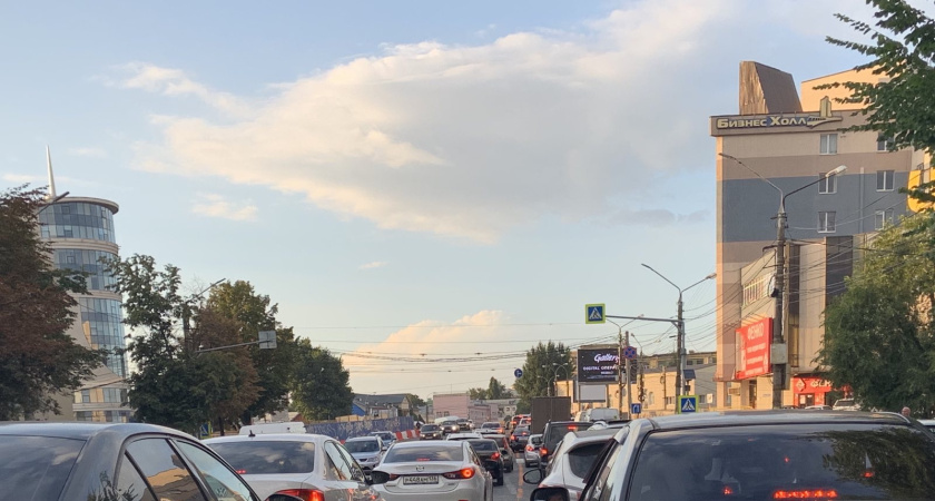 Воронежский перевозчик вместе с жителями выбрал вариант объезда виадука