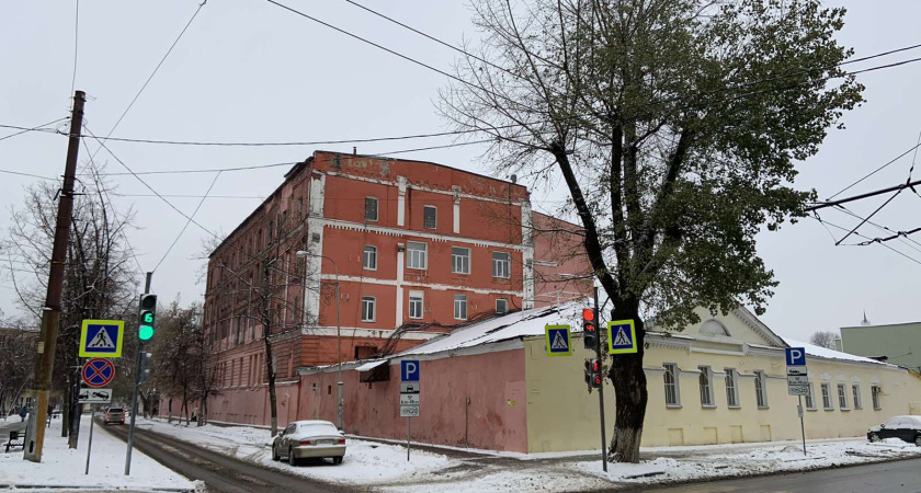 В Воронеже общественники усомнились в законности стройки у хлебозавода