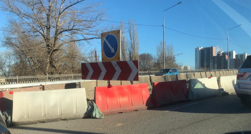Воронежская мэрия объяснила причину пробки на новом путепроводе 9 Января