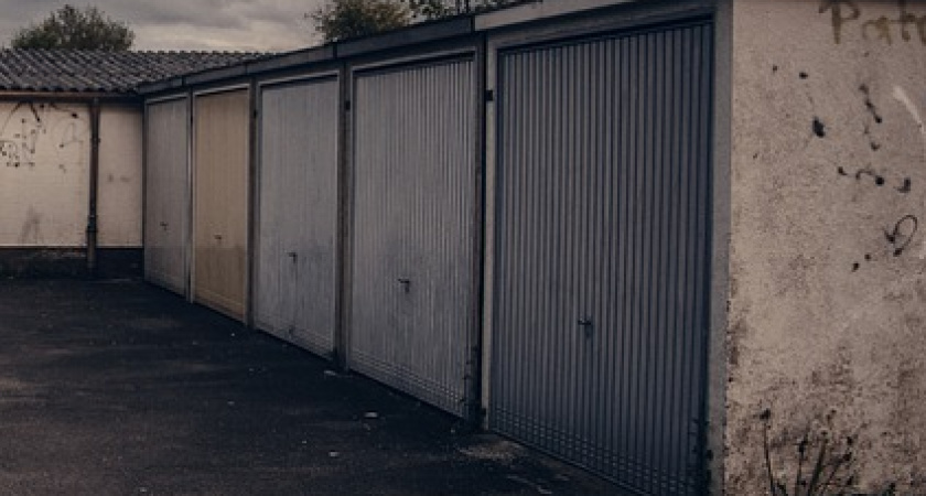 В Коминтерновском районе Воронежа проверят снос затянувшегося самостроя