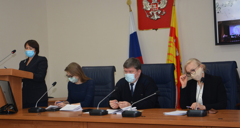 В Воронеже зарезервируют землю заброшенной поликлиники под спорткомплекс 