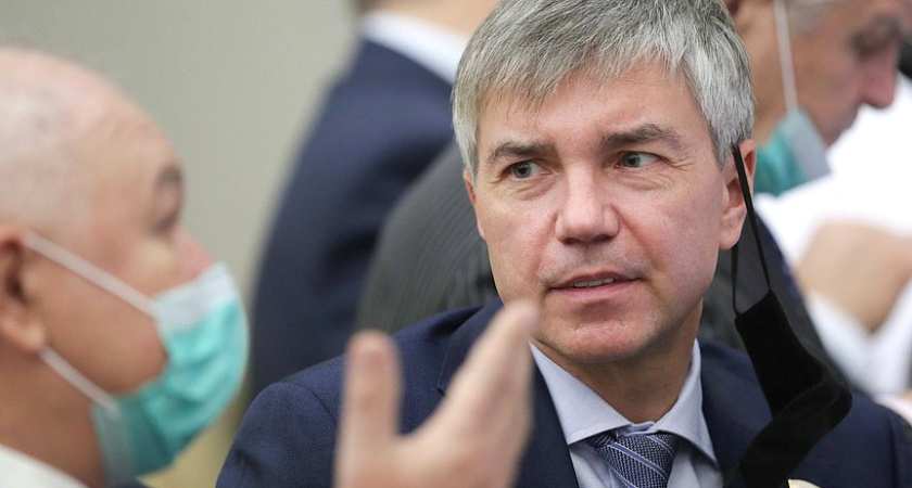 Евгений Ревенко вошел в топ-20 полезных воронежских депутатов ГД 