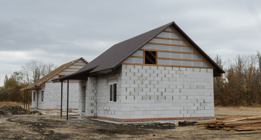 Власти продолжают упаковывать социалкой бобровскую деревню под Воронежем