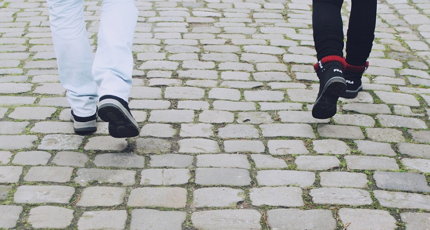 Не согласованная с властями акция Навального рассыпалась по Воронежу