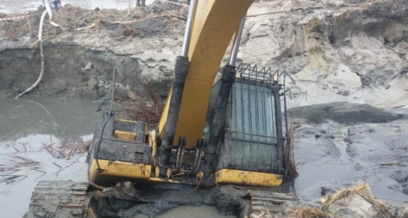Утопившая экскаватор воронежская компания оштрафована Росприроднадзором
