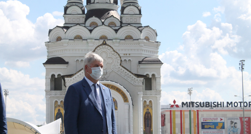 Губернатор Воронежской области занял 50-ую строчку в рейтинге влиятельности
