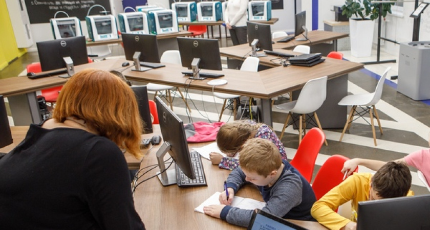 Депутаты Воронежской облдумы оценили готовность школ к учебному году