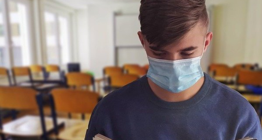 Оперштаб отправил воронежских школьников на «дистанционку»