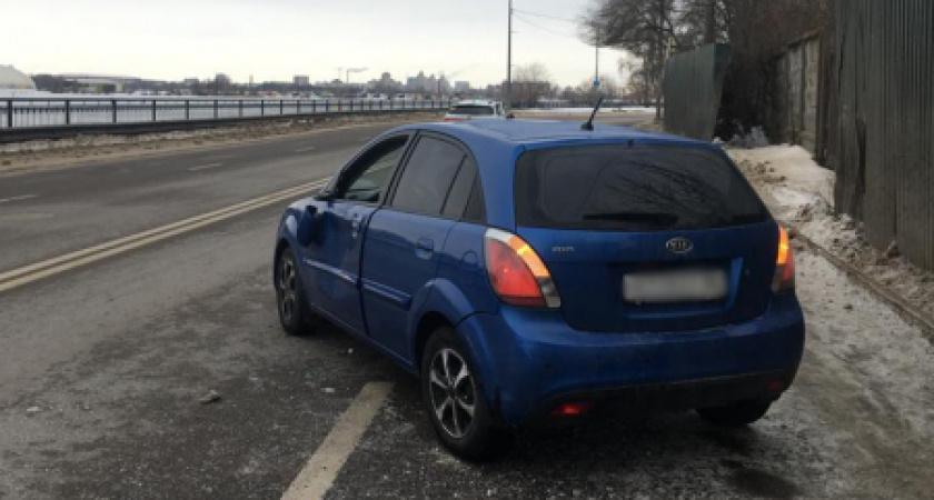 Полицейские разбираются в обстоятельствах аварии на набережной Массалитинова в Воронеже