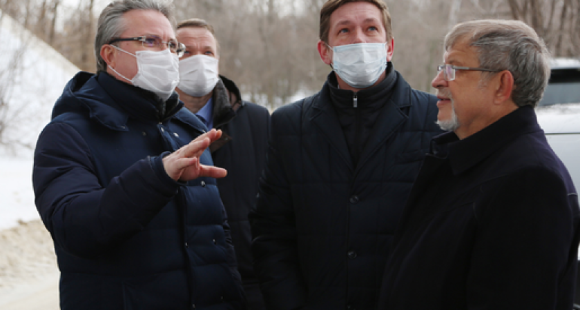 Вадим Кстенин совместно с Аркадием Пономаревым проинспектировал общественно важные объекты в Масловке