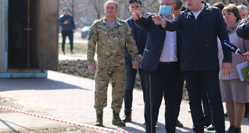 Вадим Кстенин провел совещание по строительству Музея воздушно-десантных войск
