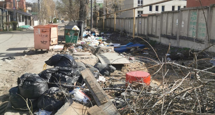 Исторический центр Воронежа накрыло мусором: почему неподалеку от Немецкой слободы времен Петра I образовалась помойка