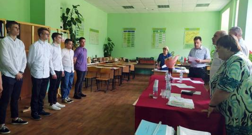 ООО «Ника-Петротэк» пожертвовало на ремонт Семилукского политехнического колледжа 100 тыс. рублей 