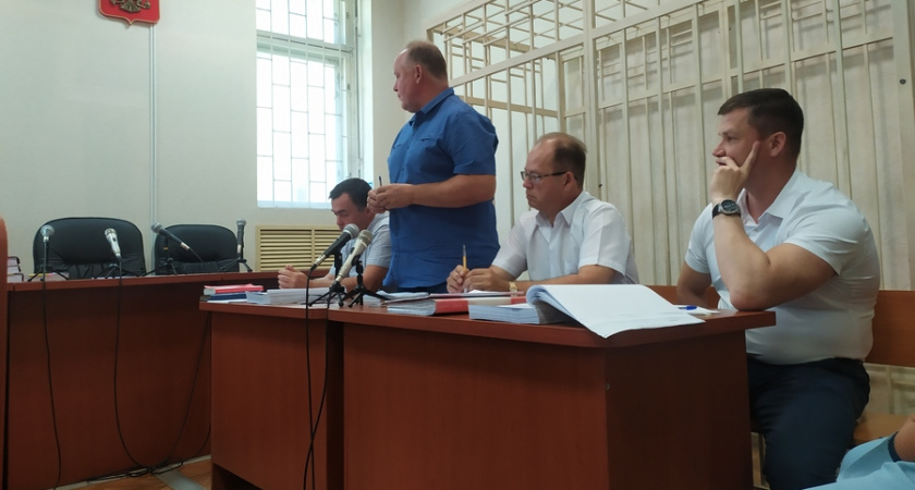 Девять депутатов оказались заявителями по делу Юрия Бавыкина