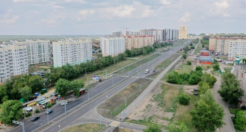 На ул. Краснознаменная в Воронеже возобновили работы по укладке асфальта