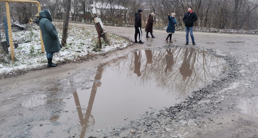 Канализационный потоп смыл дорогу в воронежском селе