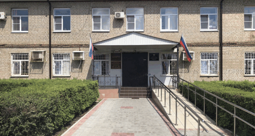 Экс-начальник семилукского Гостехнадзора отделался обязательными работами за незаконную выдачу водительских прав