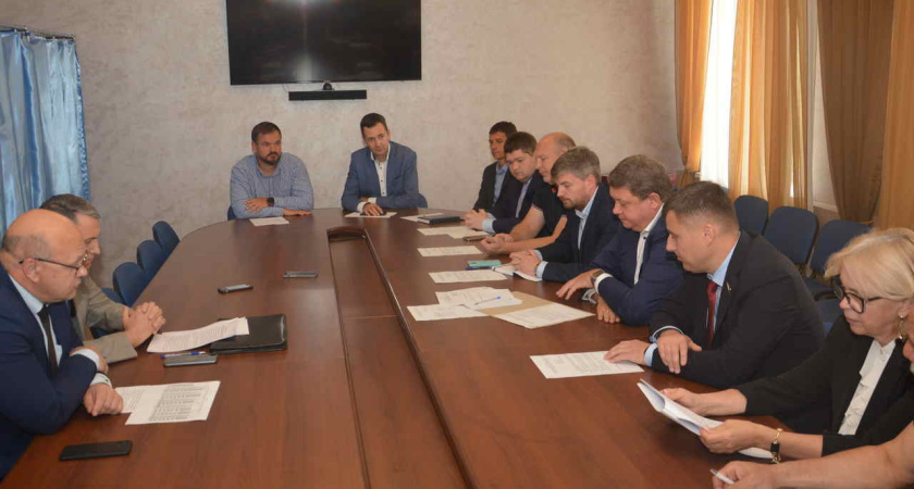 Воронежские депутаты недовольны темпами подготовки многоквартирных домов к отопительному сезону