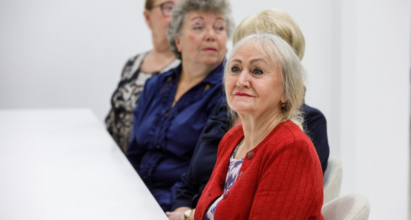 Владимир Нетесов наградил участников добровольческого объединения в регионе