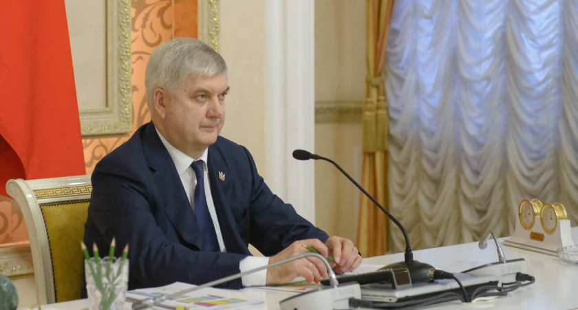 Воронежский губернатор стал аутсайдером в «рейтинге устойчивости» глав субъектов Черноземья